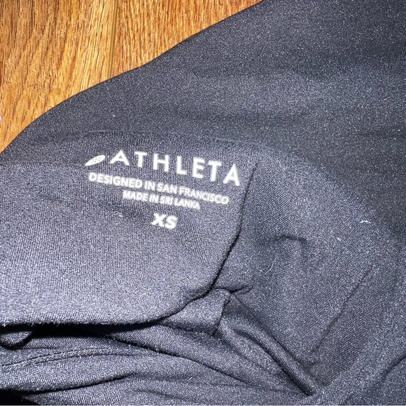 ATHLETA Conscious Crop Bra BLACK Size XS - Picture 9 of 9